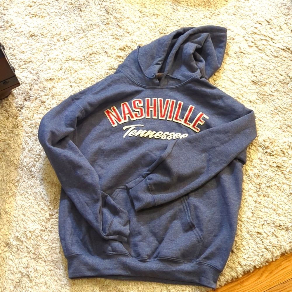 Nashville hoodie size m